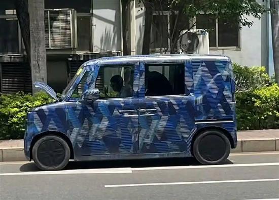 市场打造 曝比亚迪全新车型谍照mg不朽情